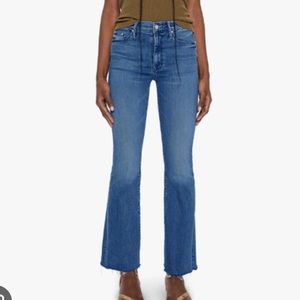 Mother Denim - Weekender Fray in I Wet My Plants